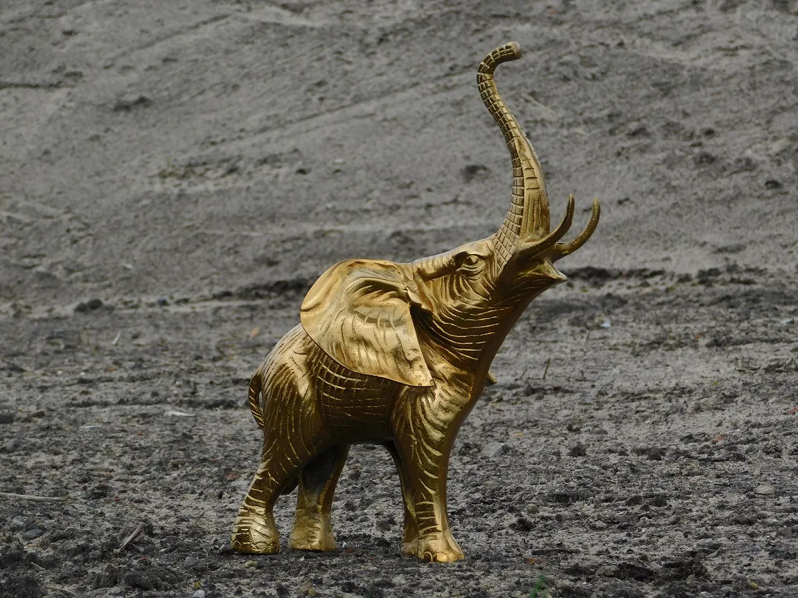 Figur Elefant, / Tierstatue Gold, Aluminiumstatue