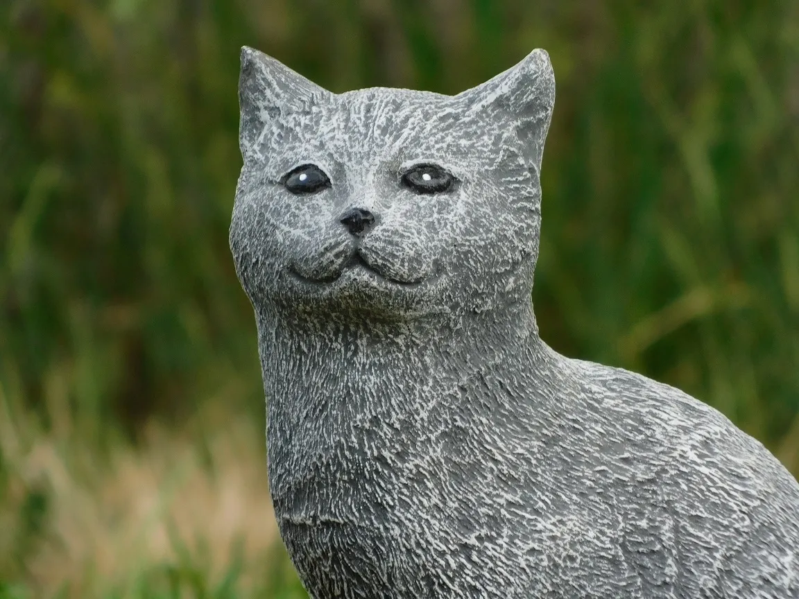 Katze aus Stein - detailliert - huis! webshop grau voor om in dé én - decoratie - houseandgarden.shop het