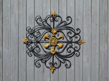 Wandornament Vivere - Fenstergitter - schwarz mit gold - Schmiedeeisen