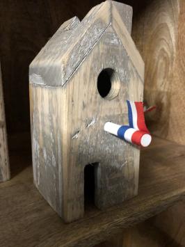 Decoratieve huisjes geheel handgemaakt van hout