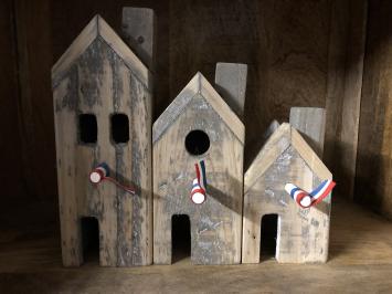 Decoratieve huisjes geheel handgemaakt van hout