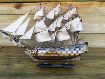 Wereld bekend oorlogschip, HMS VICTORY, handgemaakt