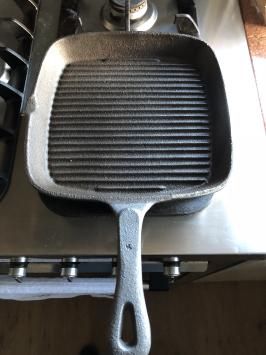 Zware gietijzeren grill pan, ouderwetse  topkwaliteit