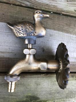 Wasserhahn mit Ente für Gartenbrunnen, Messing