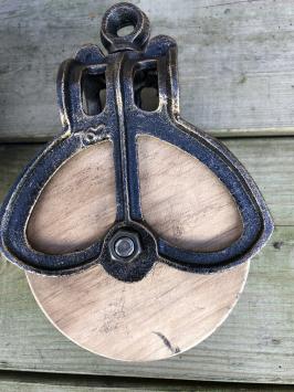 Katrol, pully, cast iron, antiek model loowiel / hanger