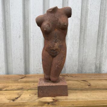 Prachtige gietijzeren vrouwelijke torso