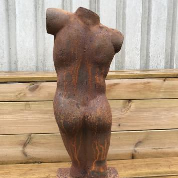 Prachtige gietijzeren vrouwelijke torso