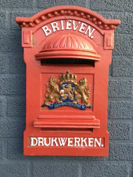 Dubbel postbusfront kleppen, vol gietijzer, zware uitvoering