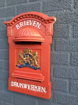 Dubbel postbusfront kleppen, vol gietijzer, zware uitvoering