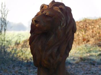 Sitzender Löwe - Polystone - Blick nach rechts - oxid