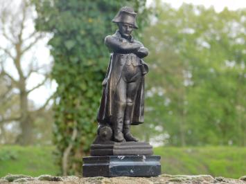 Sculptuur Napoleon, brons-metaal look op marmer voet