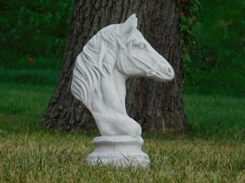 Skulptur Pferdekopf, massiver Stein