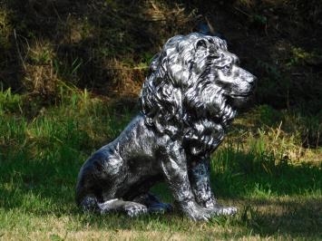 Schöne Statue eines Löwen, Polystone, silbergrau