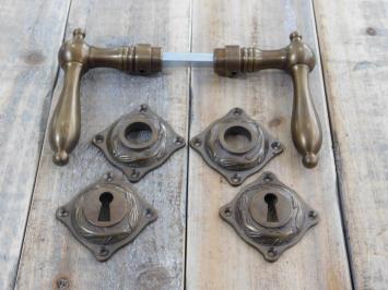 Set deurklinken met rozetten, Art Nouveau motief 3 lelies BB72 binnendeur - Messing