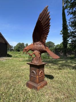 Adler auf Sockel, komplett aus Gusseisen, Gartenstatue, exklusive Statue