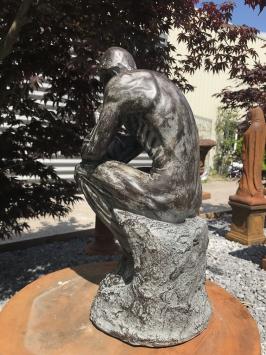 Beeld van de denker 'THE THINKER', polystone beeld