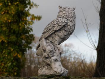 Statue Eule auf Baumstamm - Vollstein - Detailliert