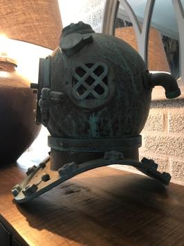 Robuster Taucherhelm aus Eisen - 'ANCHOR ENGINEERING 1921'