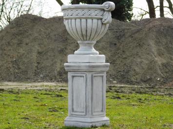 Gartenvase, Stein, großer Kelch auf Sockel