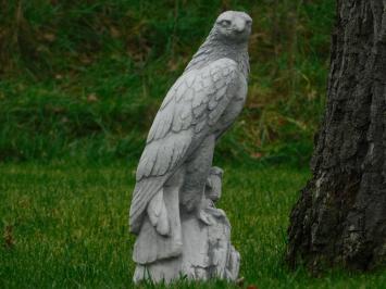 Steinhabicht - Weiß mit Grau - Tierskulptur