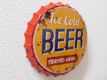 Metalen kroonkurk met tekst: ice cold beer served here