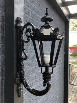 Prachtige landelijke buitenlamp Maastricht, zwart