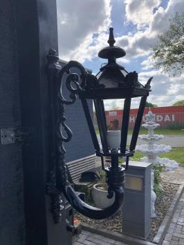 Prachtige landelijke buitenlamp Maastricht, zwart