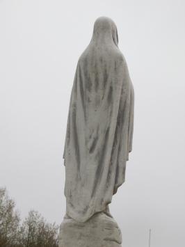 Groot Maria Beeld op Sokkel - 190 cm - Volledig Steen