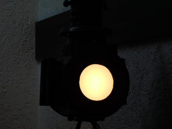 Antike Osmeka Eisenbahnlaterne mit Lampe, aufrecht, 90 cm