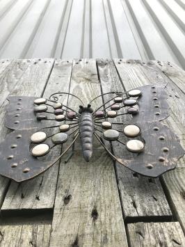 Schöner dekorativer Schmetterling, Wanddekoration, aus Metall